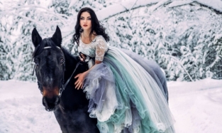 В легких платьях в -20: топ морозоустойчивых красавиц Омска